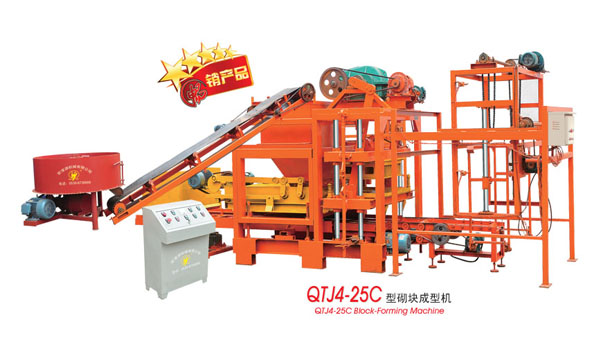 全自動(dòng)免燒磚機(jī)料車(chē)停在?？蛏喜荒軇?dòng)解決方法